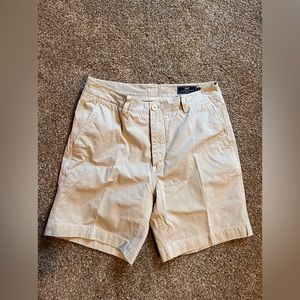 Vineyard Vines Khaki Shorts 32